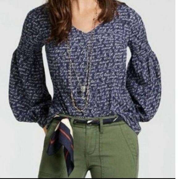 CAbi Te Amo Navy Blue Love Letter Languages Script Balloon Sleeve Blouse Size S - Picture 1 of 14